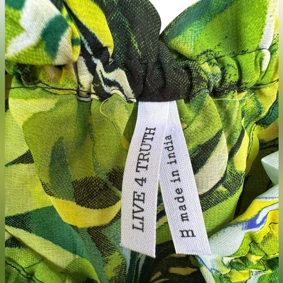 LIVE 4 TRUTH Palm Tree Tropical Cropped Flare Sleeves Size Medium Vacation Beach - Picture 5 of 8